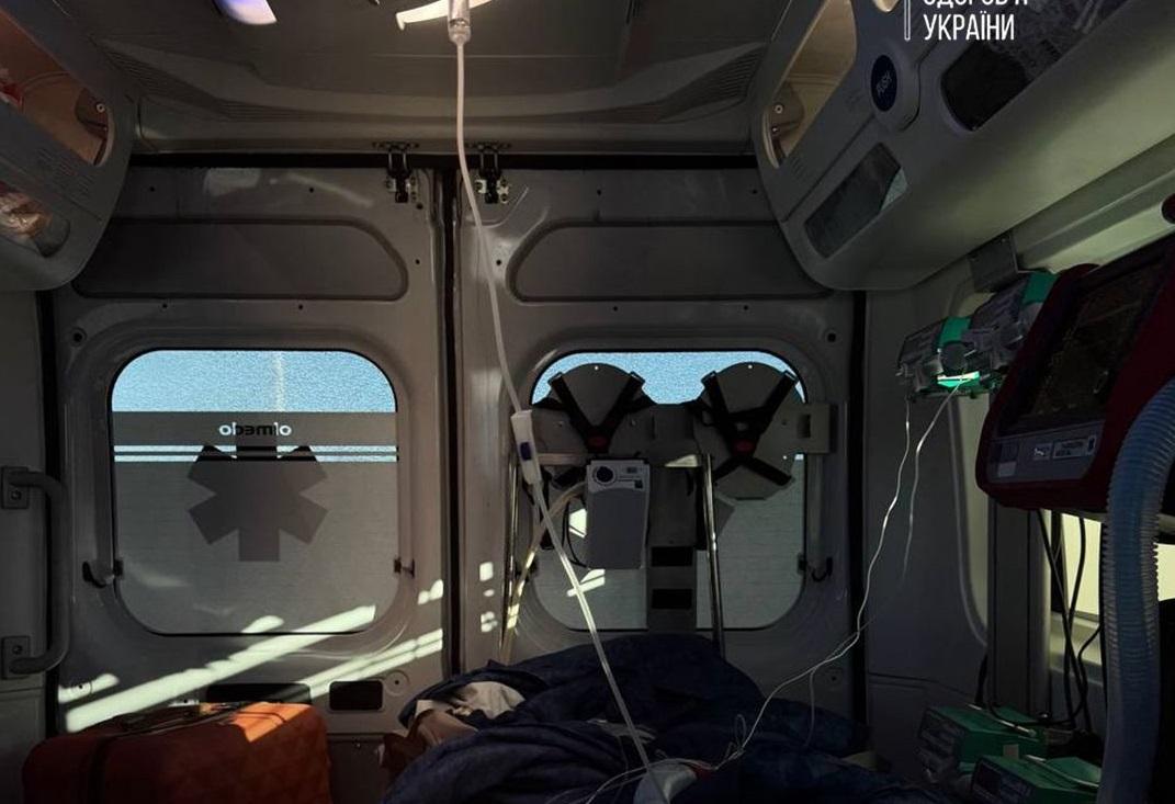 Одна з найшвидших медевакуацій: дівчинку, яка впала у яму з окропом у Києві, за 48 годин доправили до Німеччини