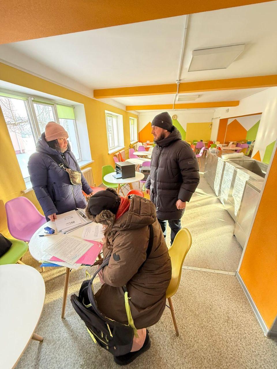 У Дніпровському районі створили штаб допомоги для постраждалих від обстрілу