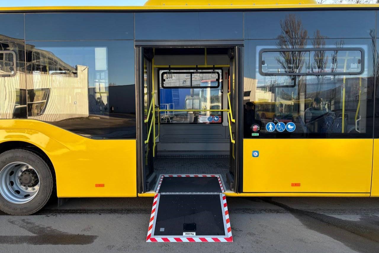 «Київпастранс» випускає на маршрути партію нових автобусів