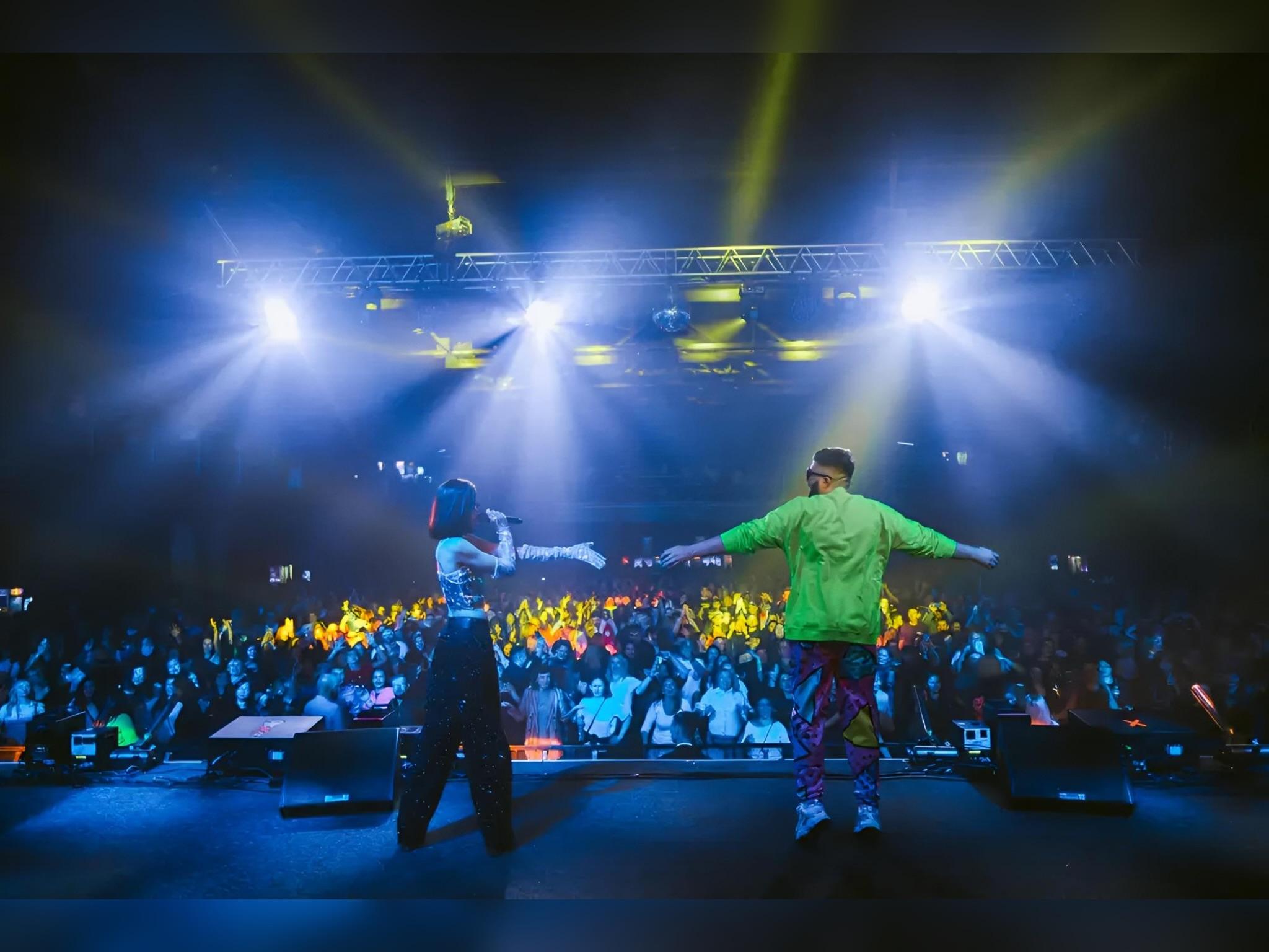 Танці та драйв: легендарна вечірка хітів 80-х, 90-х та 2000-х – IT’S MY LIFE