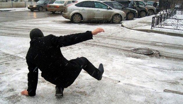 Прогноз погоди на 6 січня: у Києві та області — сніг, ожеледь і туман