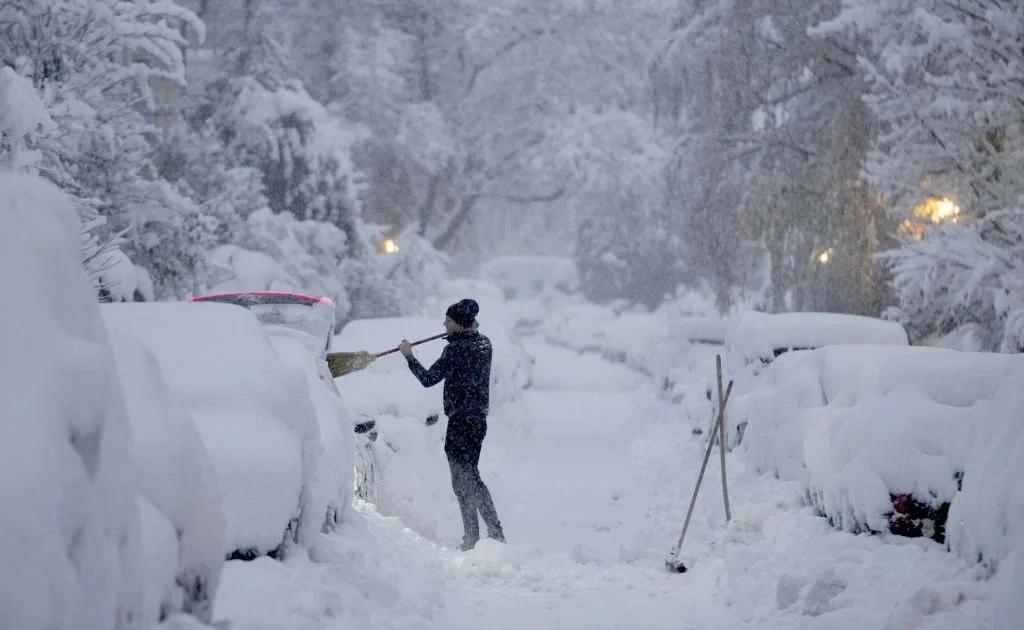 Прогноз погоди на 13 січня: без опадів, сильний мороз і ожеледиця