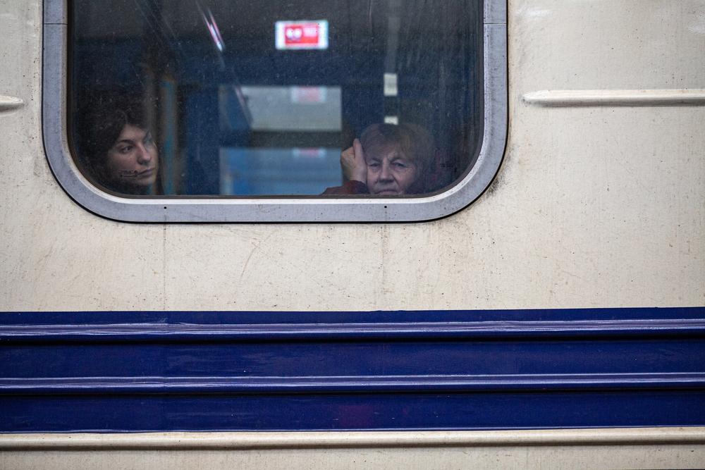 Затримується рух міської кільцевої електрички: розраховуйте час