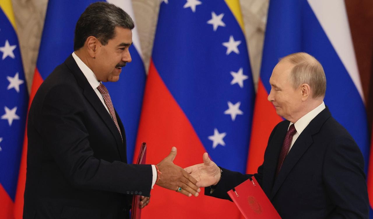 Путін може втратити мільярди доларів інвестицій у Венесуелу через повалення Мадуро