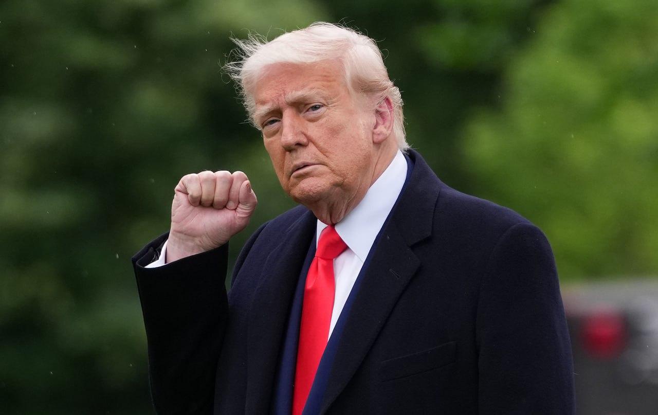 Трамп заявив, що не ставить дедлайнів для миру в Україні та підтримує посилення санкцій проти РФ