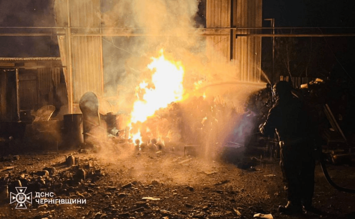 Росіяни атакували Чернігівщину: зруйновані будинки та підприємства