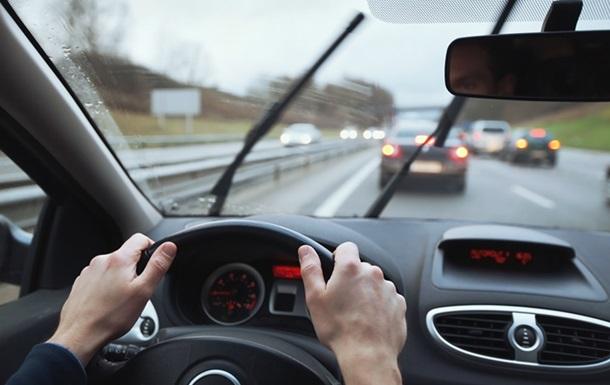 Чи потрібно мені взагалі водійське посвідчення?