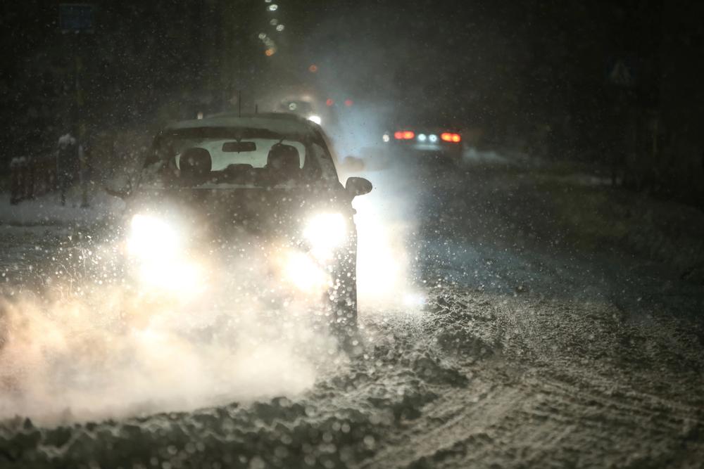 Водіям дали поради, як їздити безпечно під час морозів та відключень електроенергії