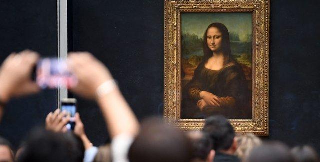 Галерея Денон у Луврі, де зберігається “Мона Ліза”, постраждала від протікання води
