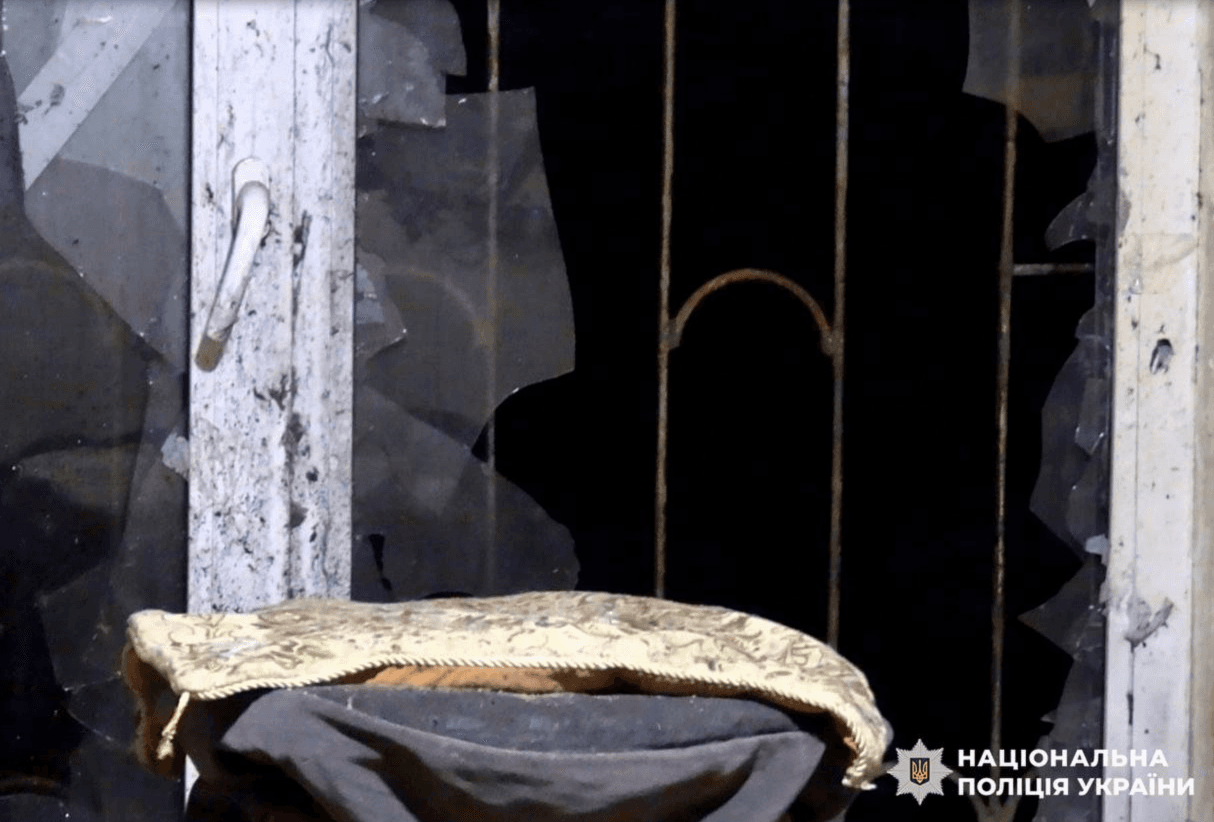 На Оболоні чоловік підірвав гранату у квартирі: є загиблий та постраждалі