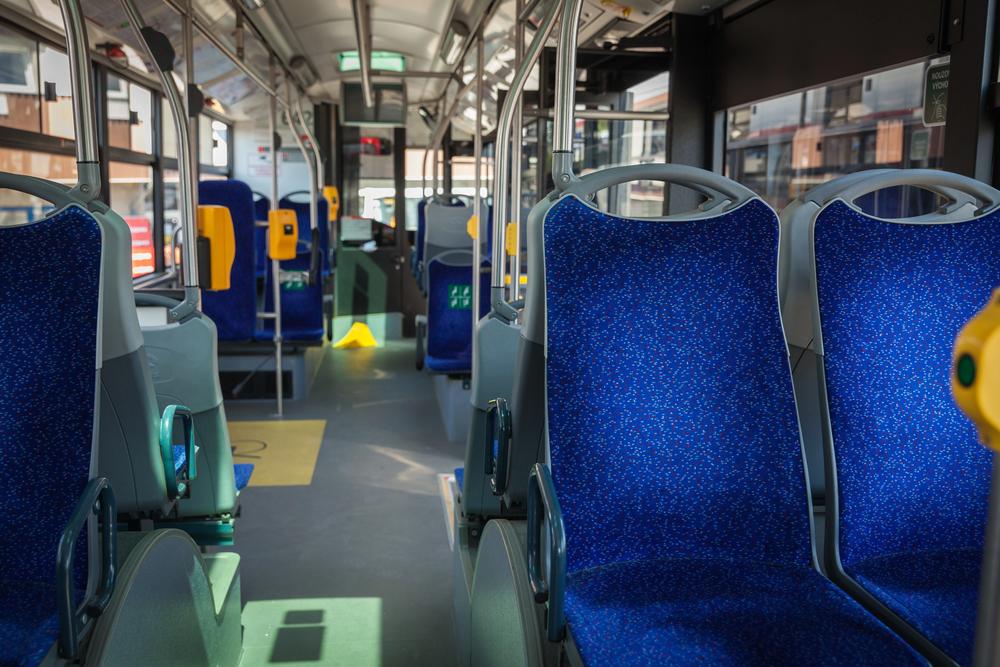 Деякі автобуси на лівому березі сьогодні змінять маршрути