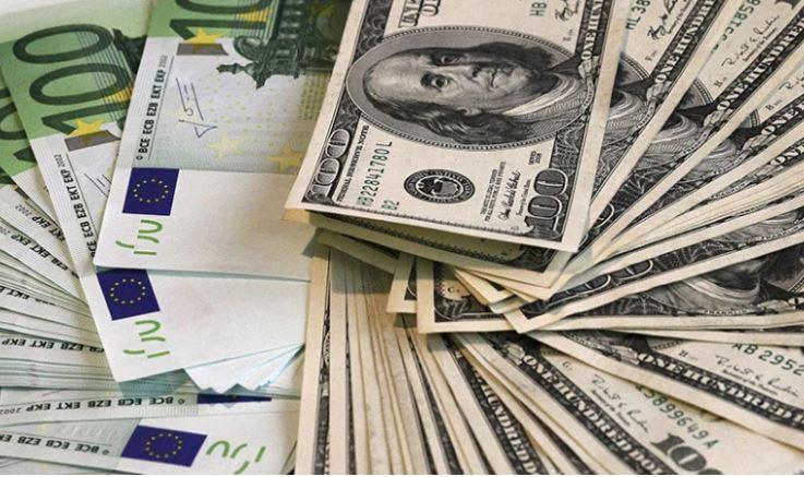 Допомога від ЄС затримується, Нацбанк береже резерви – що буде з курсом гривні