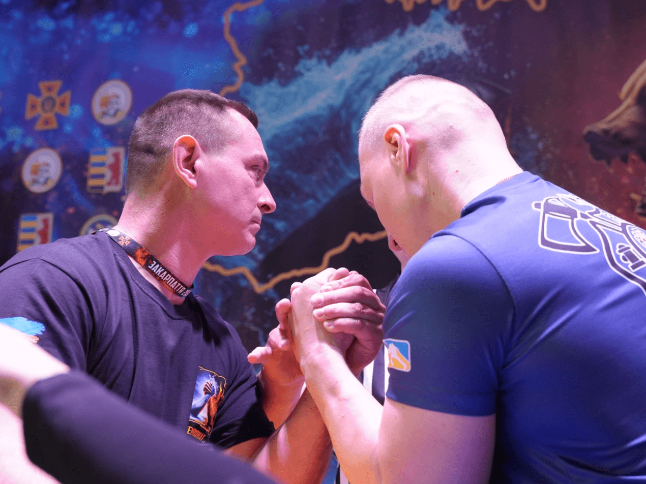 Рятувальник з Києва став чемпіоном на другому чемпіонаті ДСНС з армреслінгу