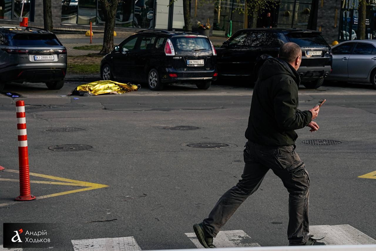 Внаслідок стрілянини у Голосієві загинули 5 людей, 10 отримали поранення
