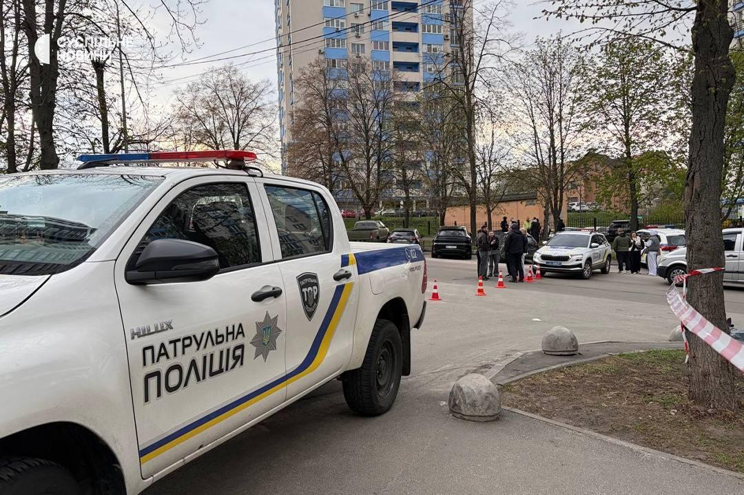 Поранений в Голосієві хлопчик залишився без батьків — вони обоє стали жертвами стрілка