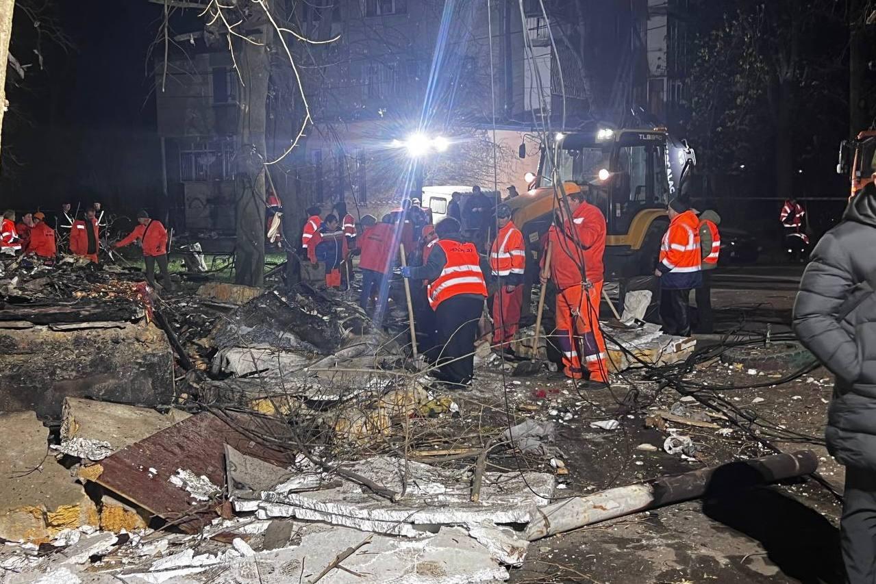 Ворог вночі атакував Чернігівщину та Одесу, вранці дрон вбив людину у Нікополі