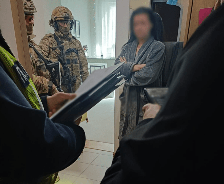 Киянка організовувала фіктивні шлюби, для «легалізації» іноземців в Україні