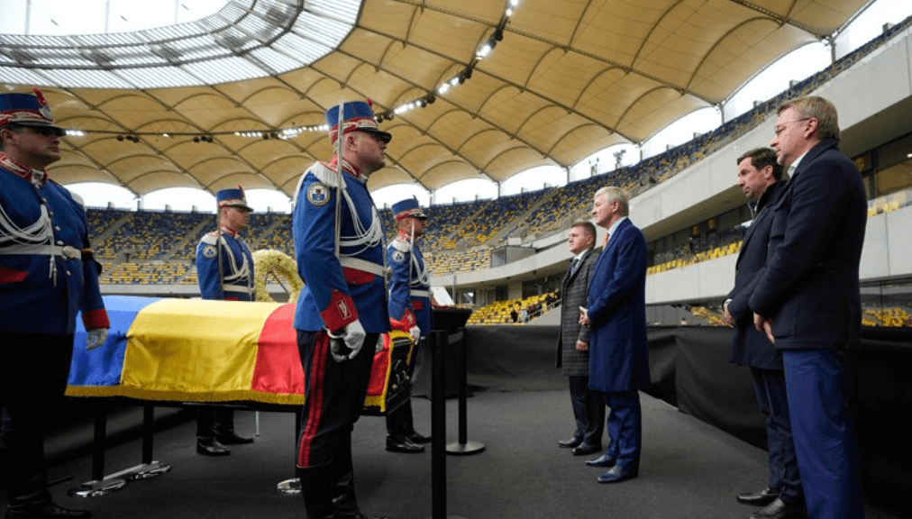 Президент «Шахтаря» Рінат Ахметов вшанував пам’ять Мірчі Луческу у Бухаресті