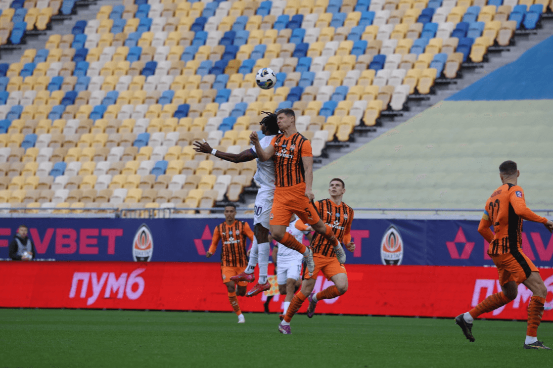 23 тур: «ЛНЗ» – «Шахтар» центральний матч сезону? 