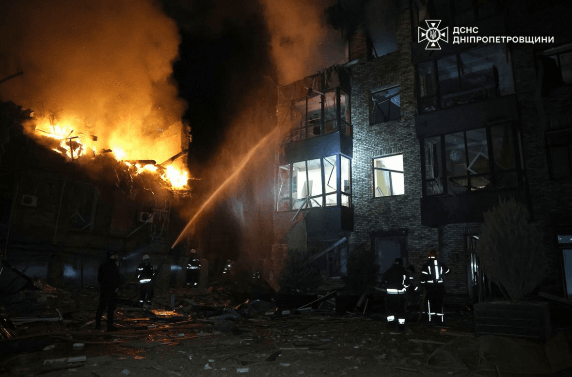 Ворог атакував Дніпропетровщину: троє людей загинули, 34 — постраждали