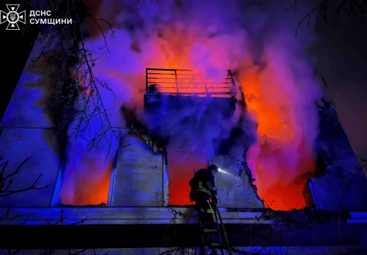 Росіяни атакували житловий сектор Шостки: є жертви