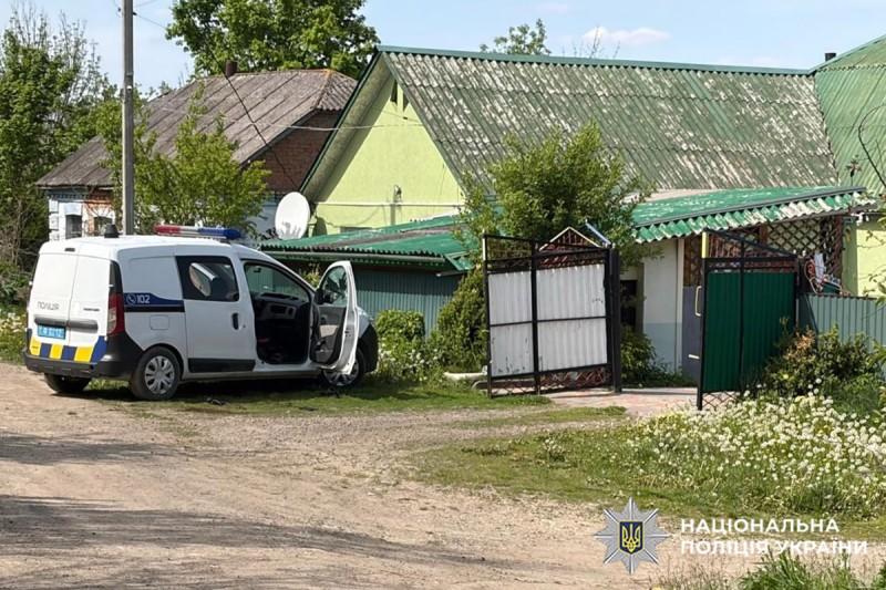 На Хмельниччині невідомий розстріляв поліцейських, є загиблий