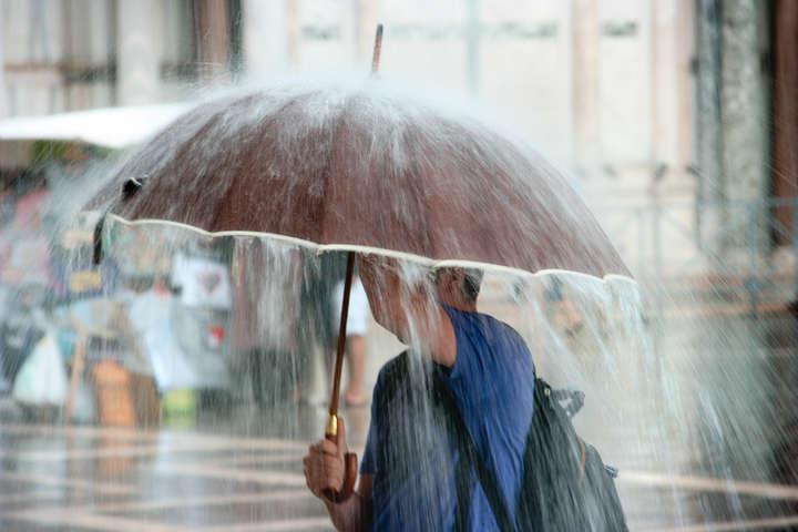 Попереду тиждень злив та прохолоди по всій Україні