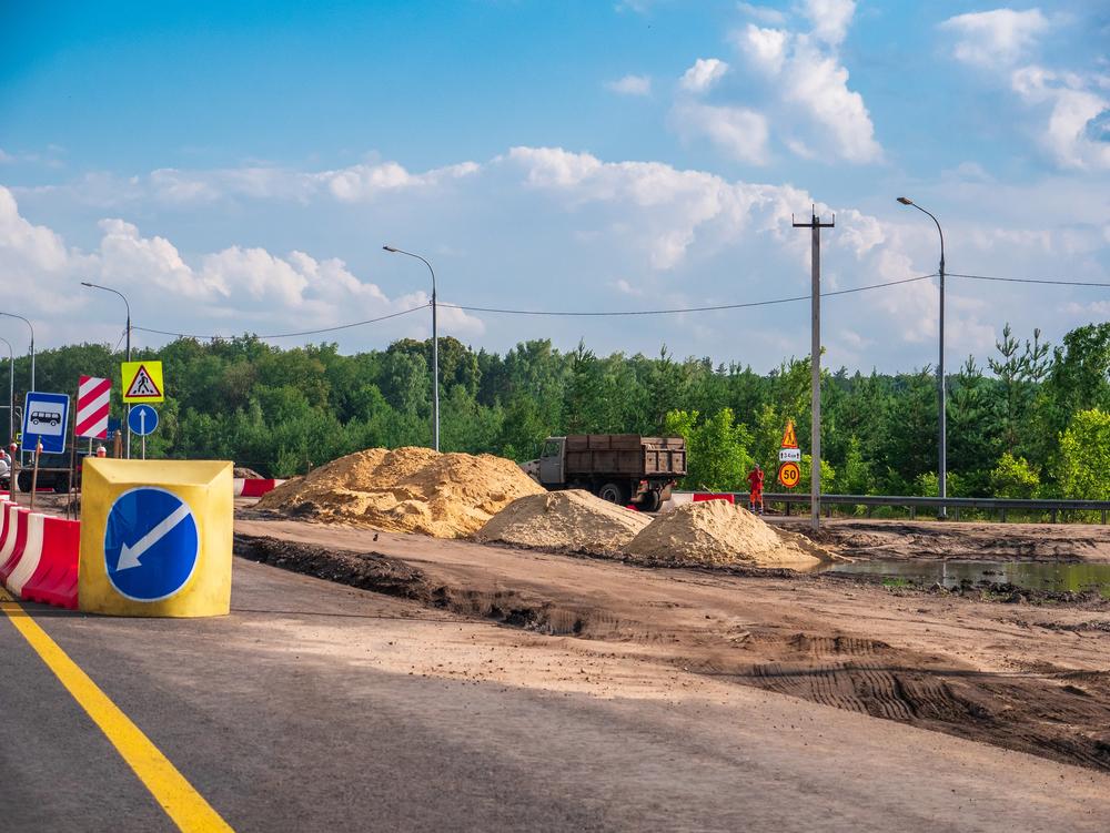 Рух Гостомельським шосе обмежили до кінця місяця
