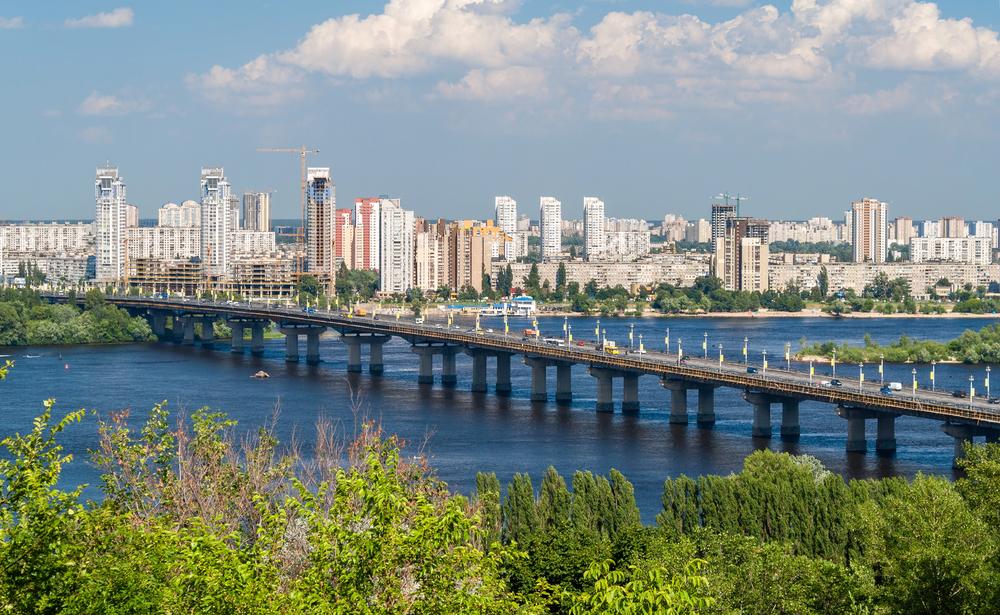 Майже літня спека пануватиме на Київщині