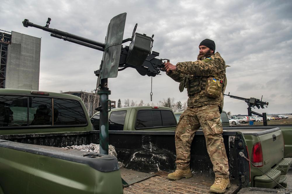 Близько трьох десятків ворожих цілей збили над Київщиною цієї ночі