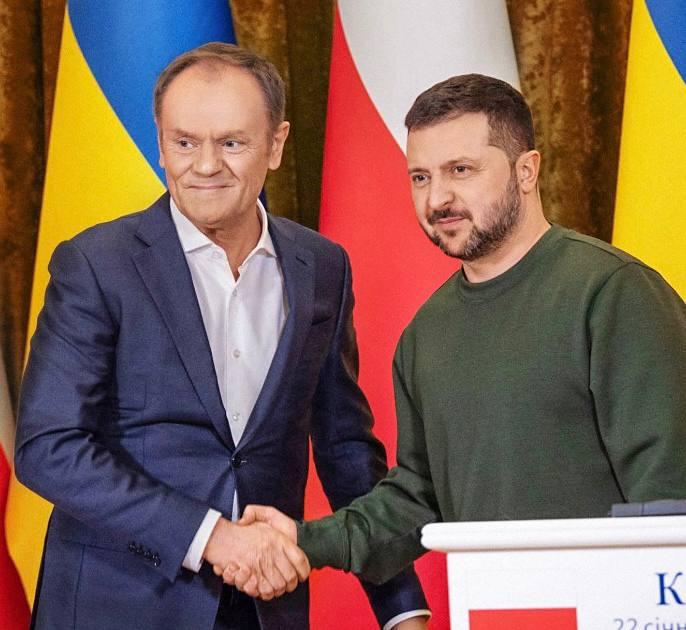 Туск назвав абсурдною пропозицію РФ про перемир’я на 9 травня