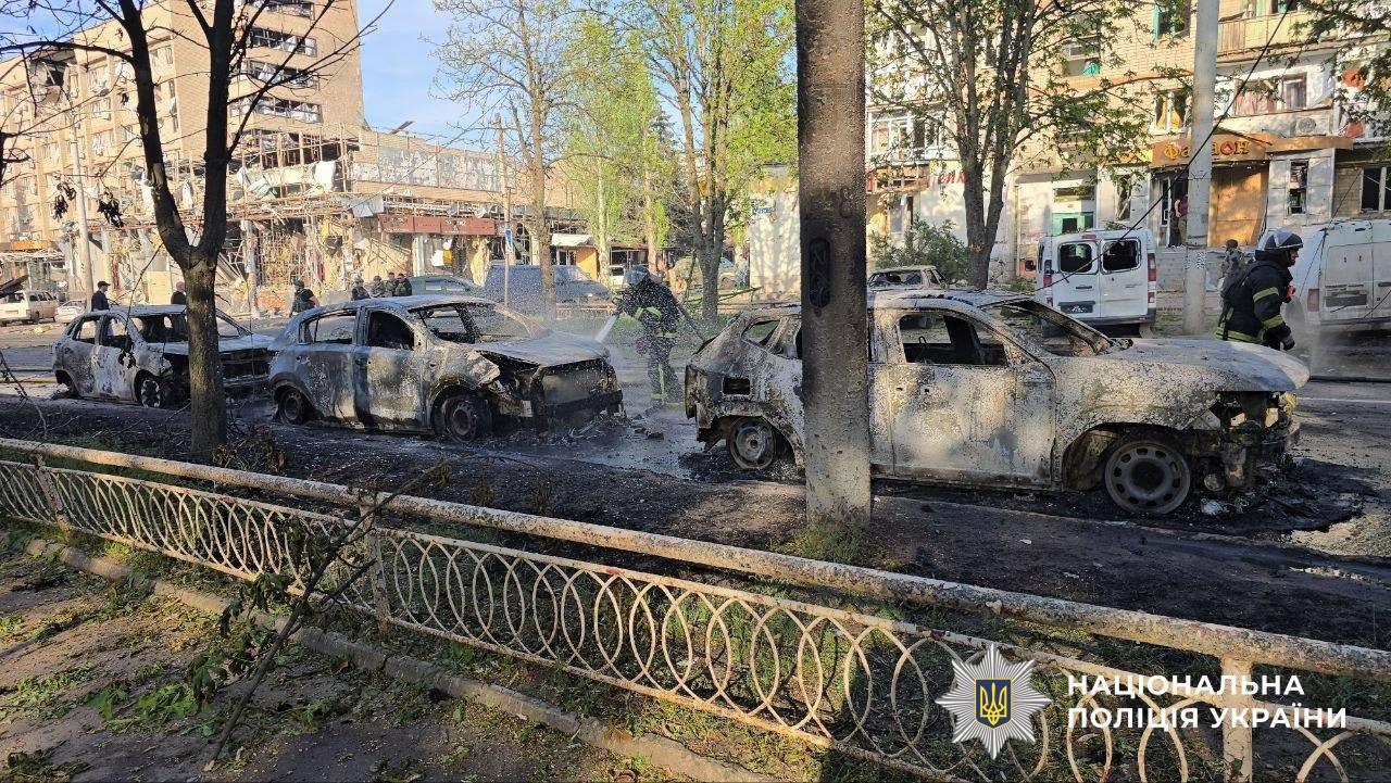 Внаслідок сьогоднішніх російських ударів по Україні загинули 27 людей