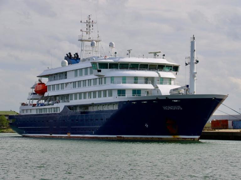 Щонайменше 23 пасажири лайнера MV Hondius зійшли на берег до запровадження карантину через спалах хантавірусу