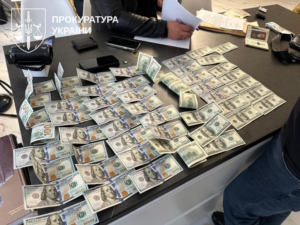 ОГП та СБУ викрили схему прикриття «порноофісів» у трьох областях