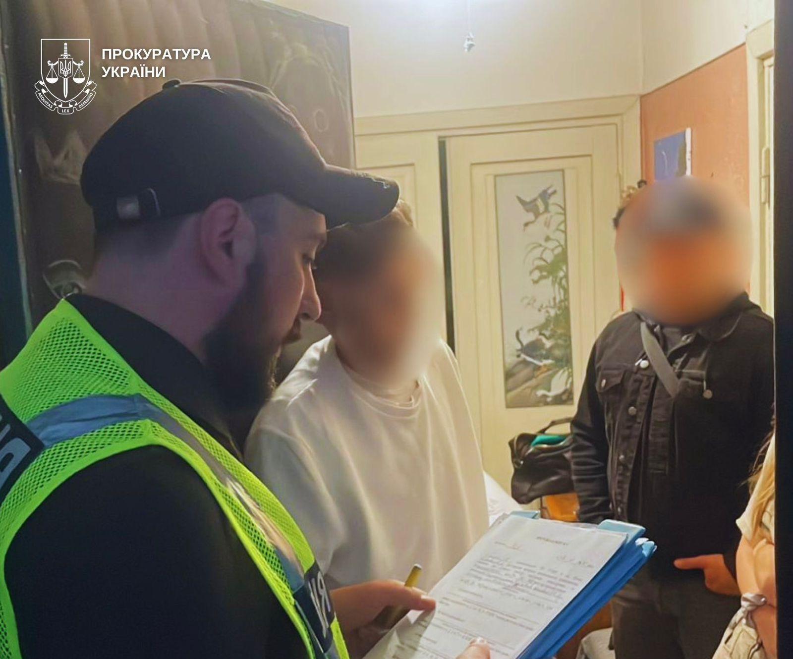 Киянин ошукав доньку загиблого військового на 700 тис. грн через онлайн-знайомство