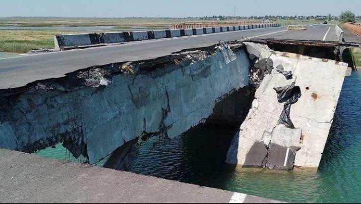 Логістична блокада Криму майже завершена, флот мігрує із Севастополя – нардеп