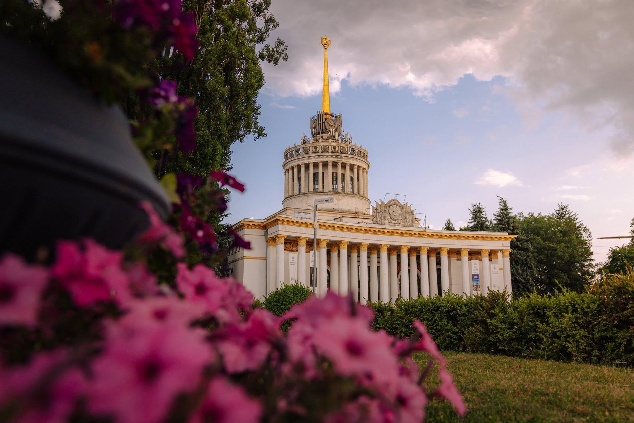 Музика, фестивалі, спорт і відпочинок просто неба: як відзначатимуть День Конституції на ВДНГ