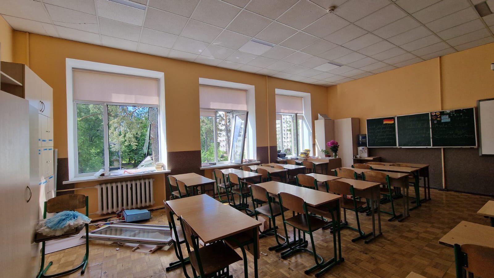 Внаслідок масованої атаки Києва пошкоджено школи, садочки, коледж і профтехучилище