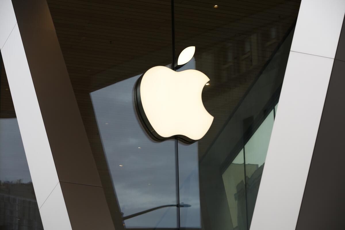 Apple готується підвищити ціни на iPhone, Mac та iPad через дефіцит мікросхем пам’яті