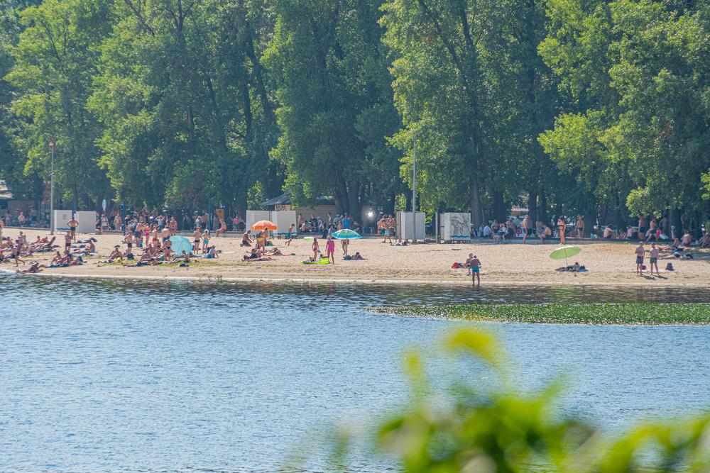 Спека продовжує панувати у столиці: яких температур чекати у вівторок