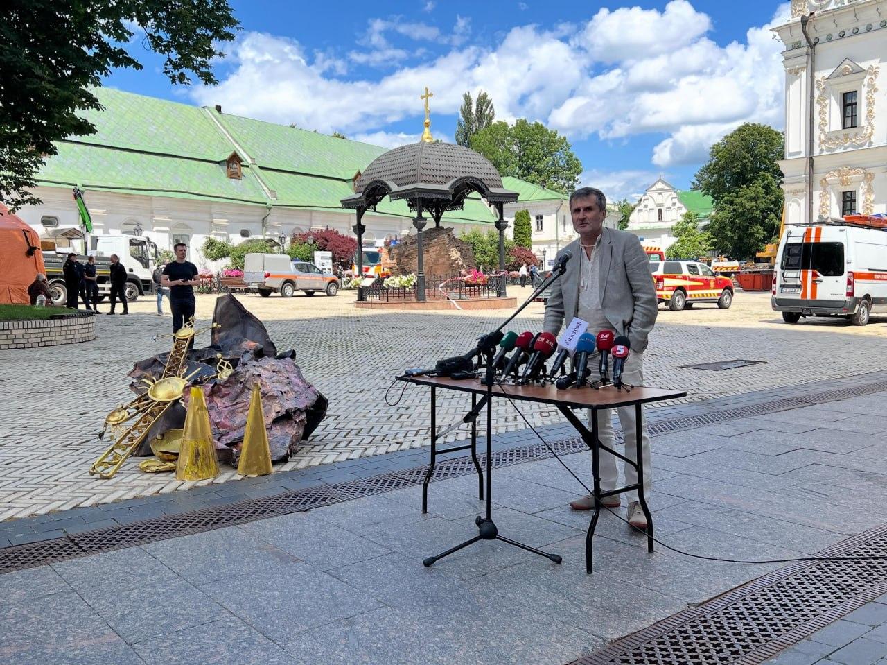 Частину костюмної колекції кіностудії Довженка вдалося врятувати — гендиректор