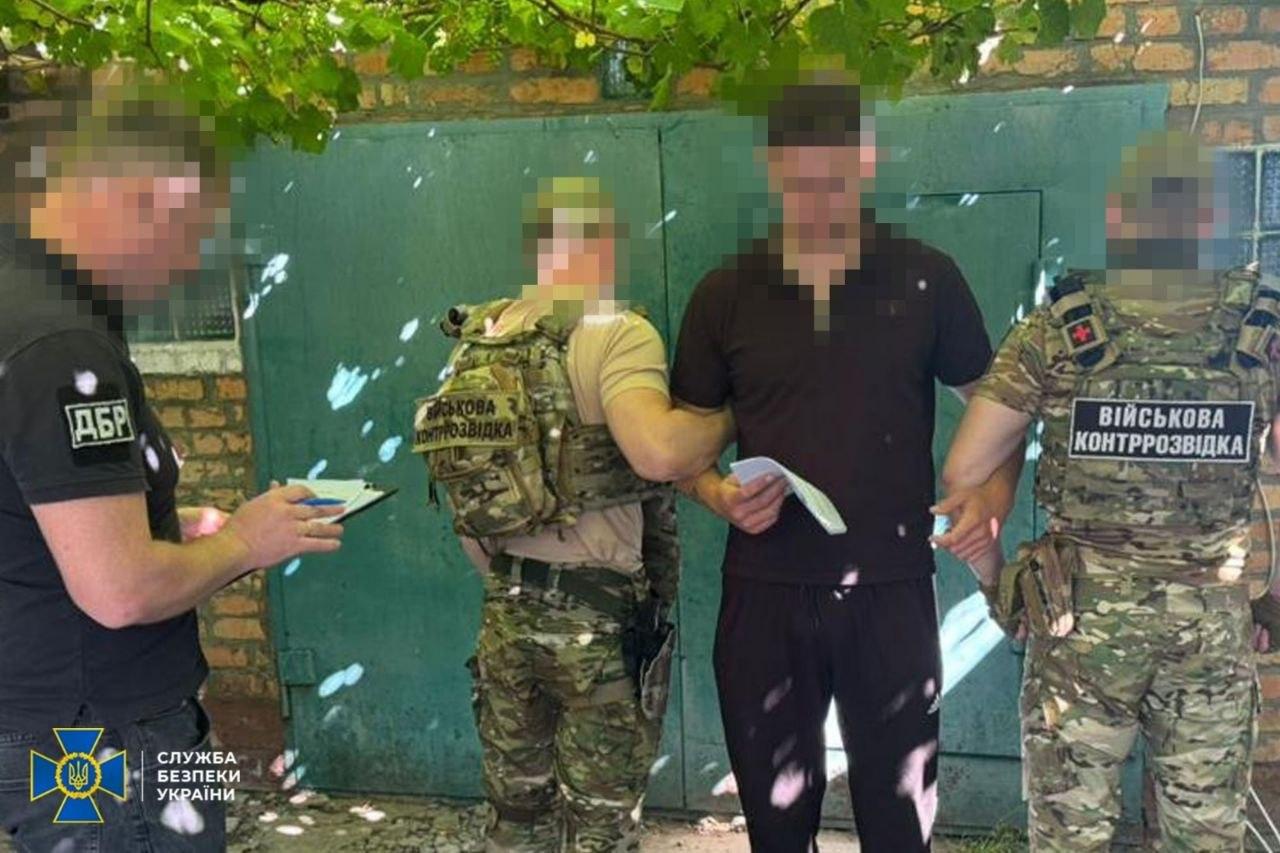 Військовому повідомили про підозру у знущаннях з українських полонених у російській колонії