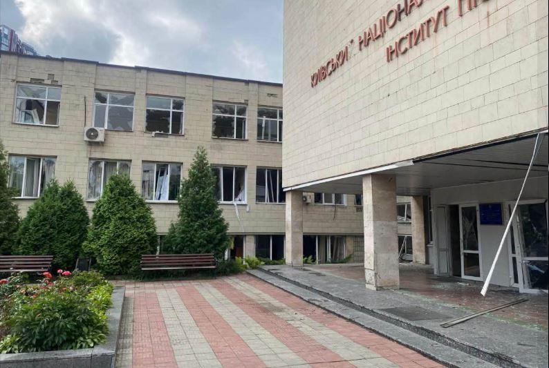 Черговий російський обстріл Києва завдав шкоди університету Шевченка та університету театру, кіно і ТБ Карпенка-Карого