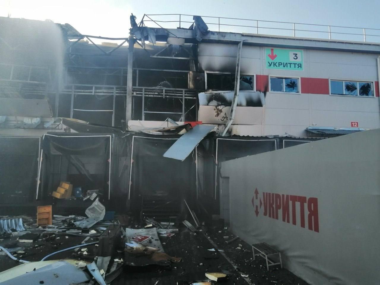 РФ атакувала сортувальний термінал «Нової пошти» у Дніпрі