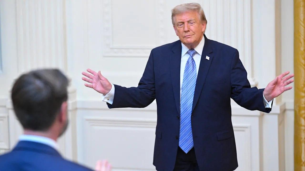 Трамп хоче, щоб йому платили за його посади у Truth Social
