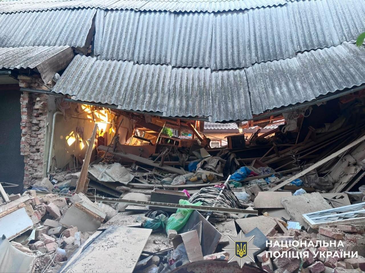 На Київщині родина з пʼяти осіб постраждала внаслідок атаки росіян
