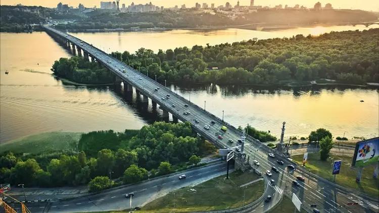 У Києві планують оголосити тендер на проєкт реставрації мосту Патона