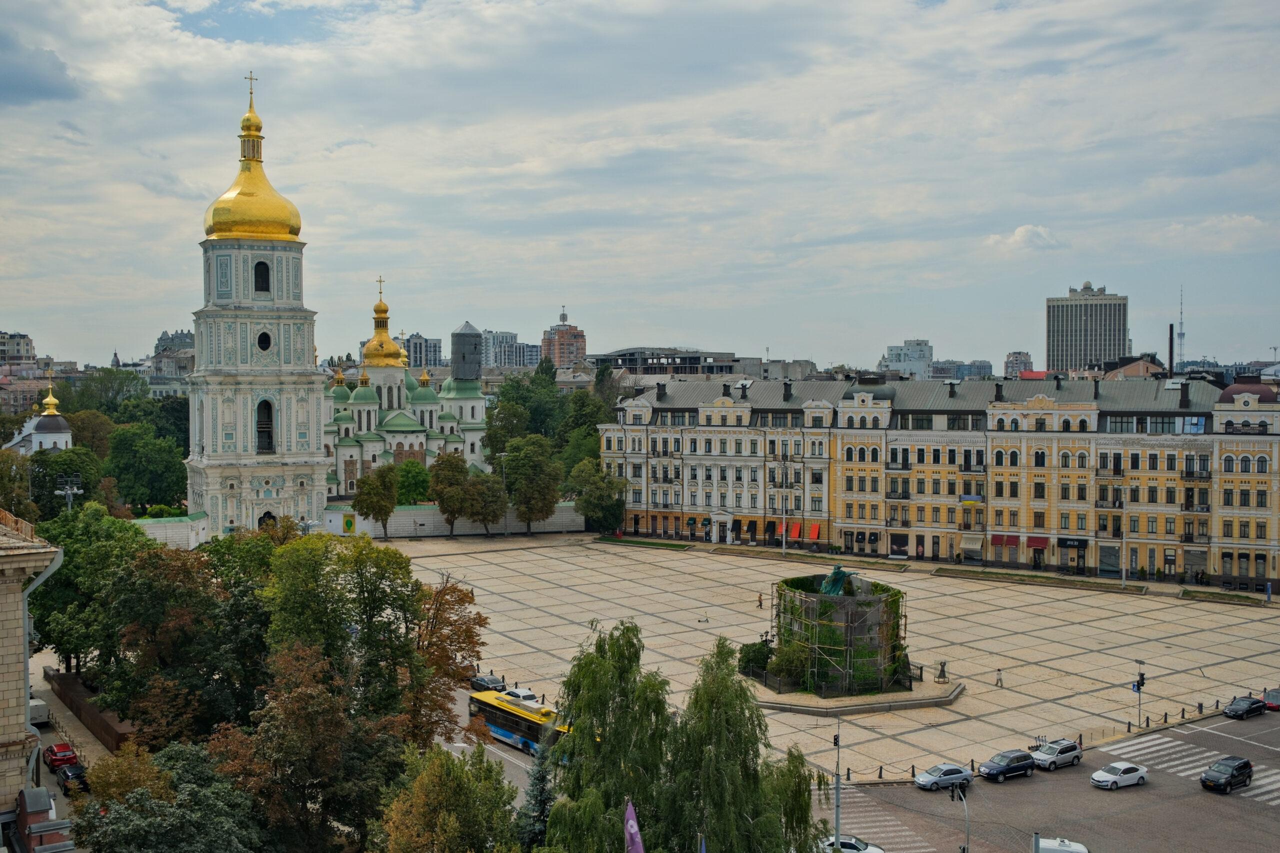Пройти столицею та зрозуміти сенси незалежності країни: Visit Kyiv розробив маршрут до 24 серпня
