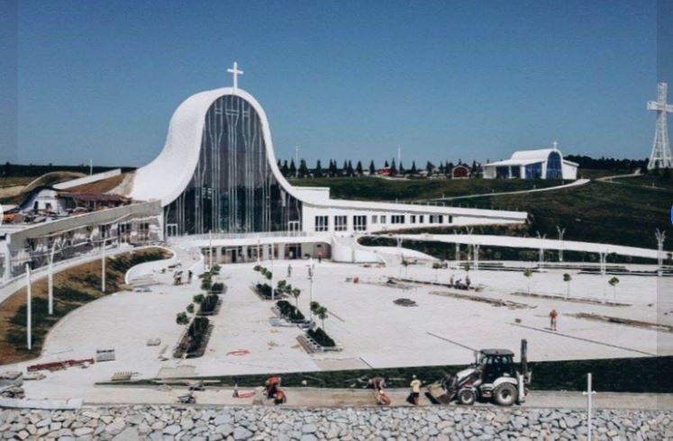 На Прикарпатті розбудовують унікальний відпустовий центр