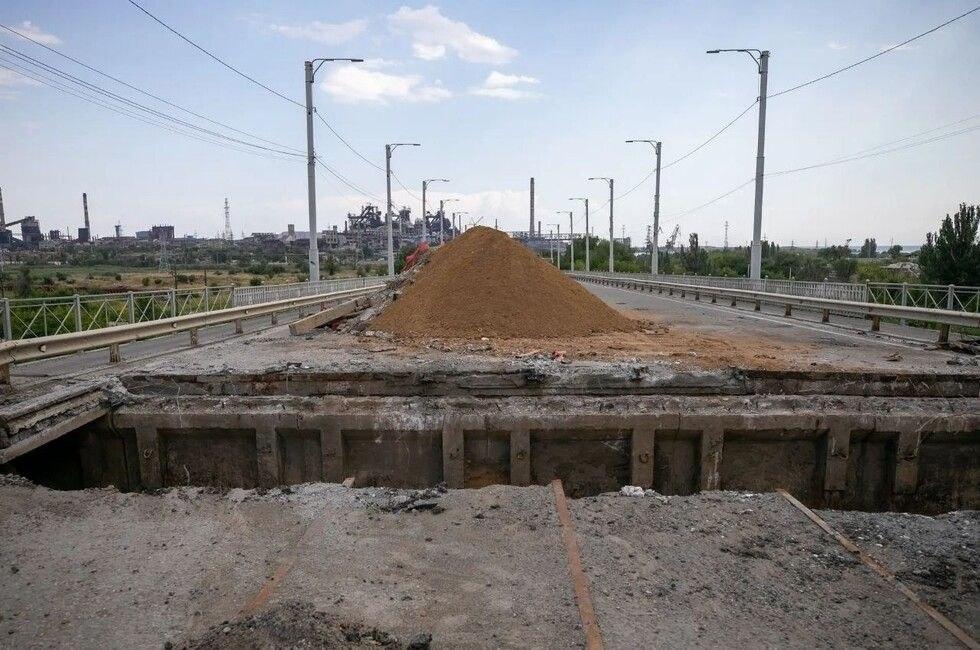 Окупанти планують відновити міст біля «Азовсталі» у Маріуполі